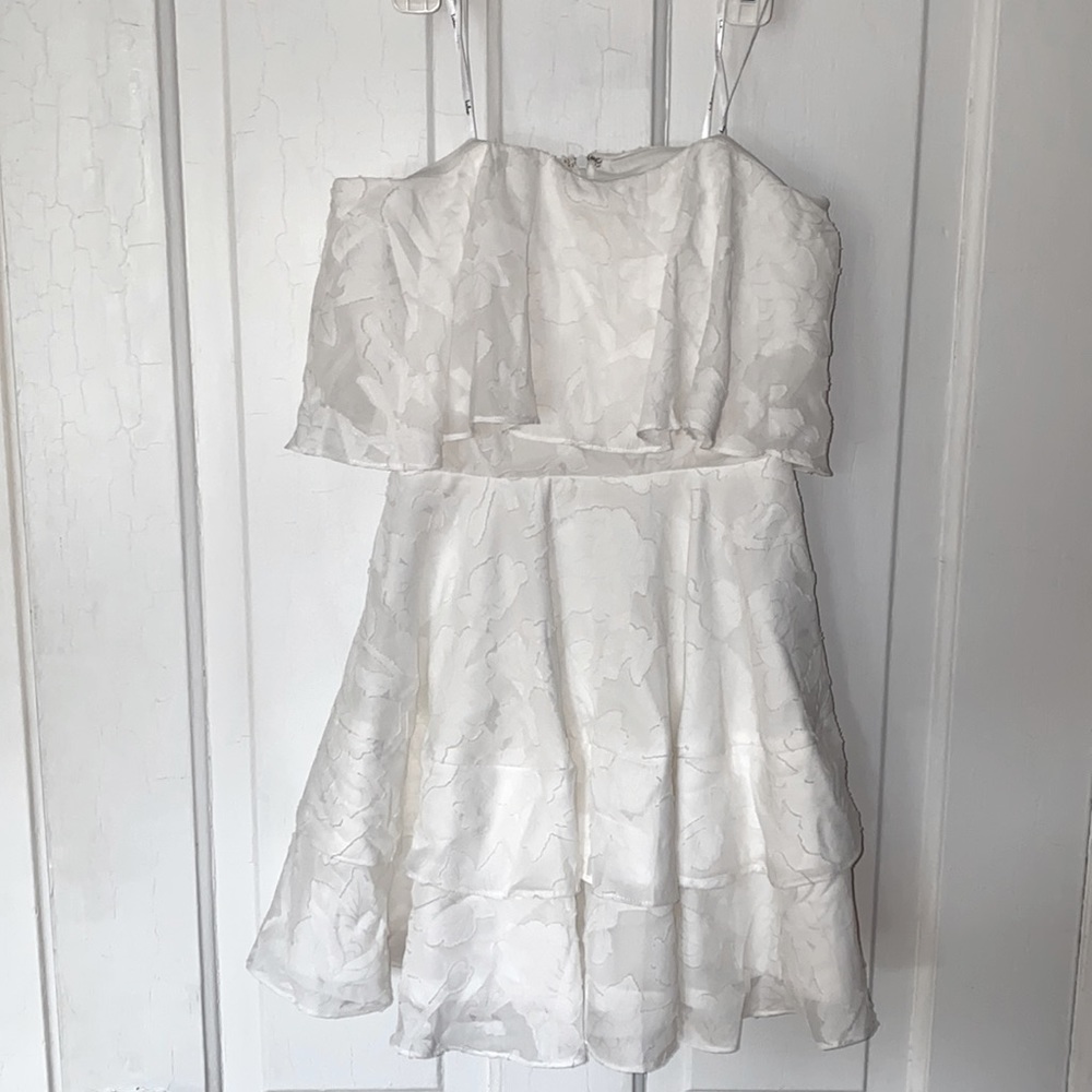 Lulu’s White Strapless Mini Dress
